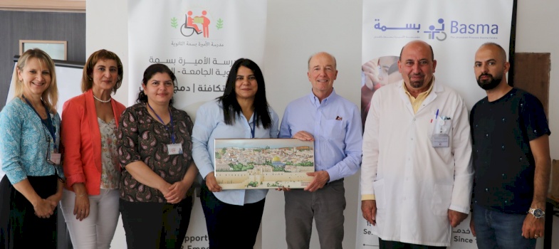 مؤسسة الاميرة بسمة بالقدس تستقبل المدير التنفيذي لمؤسسة الاصدقاء الامريكين لمطرانية القدس 